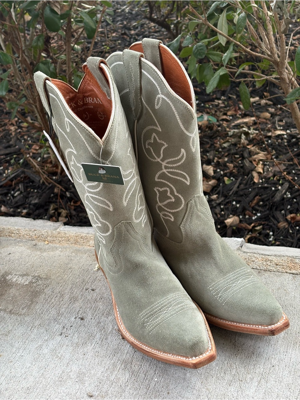Buck & Brana Women’s Boots - Suede Embroidered Olive Greenish Gray - Size 10 NIB - Picture 10 of 13